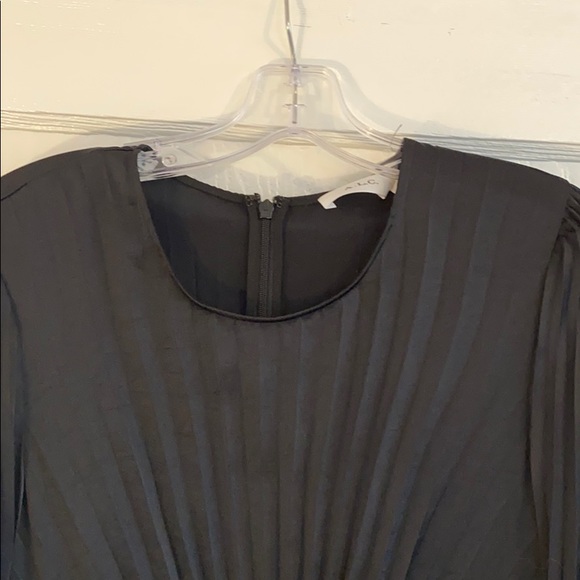 NWT A.L.C. Black Satin accordion pleated dress 8 - Picture 7 of 13